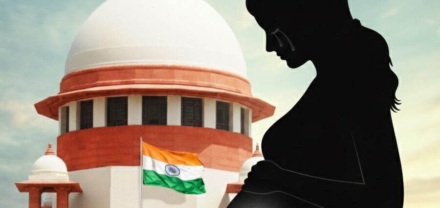 নারীর শারীরিক ও মানসিক অধিকারই শেষ কথা: ৩০ সপ্তাহের অন্তঃসত্ত্বা তরুণীকে গর্ভপাতের অনুমতি দিল সুপ্রিম কোর্ট