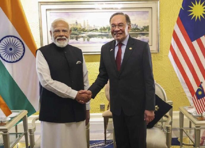 ‘সন্ত্রাসবাদ মোকাবিলায় আপস নয়’, মালয়েশিয়ার মাটি থেকে পাকিস্তানকে কড়া বার্তা প্রধানমন্ত্রী মোদীর