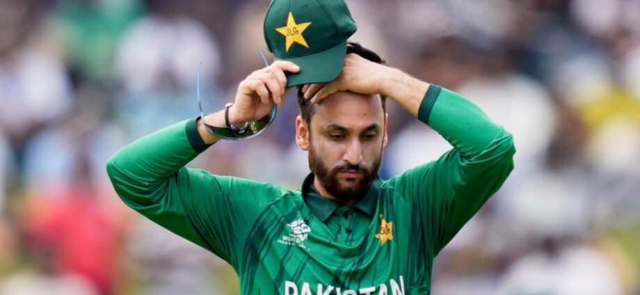 টি-টোয়েন্টি বিশ্বকাপ: ভারত ম্যাচ নিয়ে অনিশ্চয়তা থাকলেও প্রস্তুতিতে খামতি রাখছে না পাকিস্তান