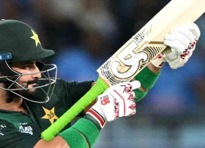 ভারত-পাক মহারণের আগে ফারহানের হুঙ্কার: আমেরিকাকে হারিয়ে উত্তাপ বাড়াল পাকিস্তান