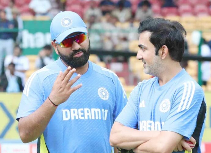 লক্ষ্য ২০২৭ বিশ্বকাপ: ওয়ানডে ফরম্যাটে সাফল্যের ধারা বজায় রেখে ট্রফি জিততে মরিয়া রোহিত