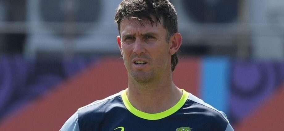 টি-টোয়েন্টি বিশ্বকাপ থেকে বিদায় নিল অস্ট্রেলিয়া, না খেলেই সুপার এইটে জিম্বাবোয়ে টি-টোয়েন্টি বিশ্বকাপ থেকে বিদায় নিল অস্ট্রেলিয়া, না খেলেই সুপার এইটে জিম্বাবোয়ে