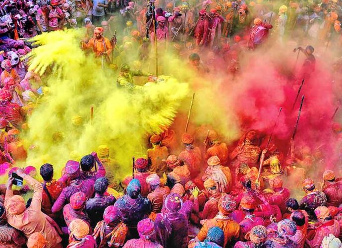 দোল পূর্ণিমা তথা হোলি ভারতীয় সাম্য ও ভ্রাতৃত্বের বার্তা বহনকারী অনন্য উৎসব