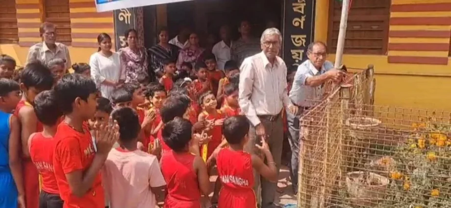 সিঙ্গুরে ইন্টার ক্লাব জিমনাস্টিক প্রতিযোগিতা: খুদে প্রতিভাদের জাতীয় মঞ্চে পৌঁছে দেওয়াই লক্ষ্য প্রলয় প্রামাণিকের