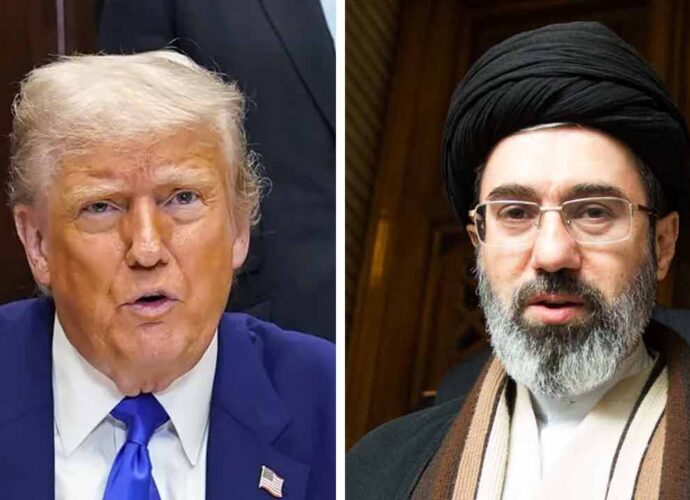 ইসলামাবাদ শান্তি বৈঠক: আলোচনার আগেই শর্তের বেড়াজালে ইরান, ট্রাম্পের কঠোর হুঁশিয়ারিতে ঘনীভূত অনিশ্চয়তা ইসলামাবাদ শান্তি বৈঠক: আলোচনার আগেই শর্তের বেড়াজালে ইরান, ট্রাম্পের কঠোর হুঁশিয়ারিতে ঘনীভূত অনিশ্চয়তা