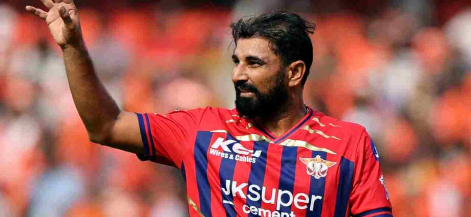 শামির বোলিং স্পেল ঘিরে বিভ্রান্তি; আম্পায়ারদের সঙ্গে তর্কে জড়ালেন ঋষভ পন্থ