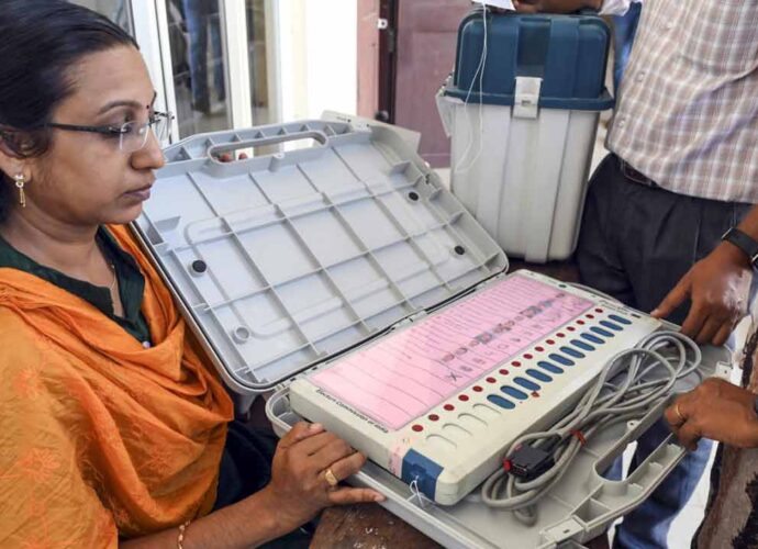 দুই দফায় পশ্চিমবঙ্গ বিধানসভা নির্বাচন: প্রথম দফায় ১৫২ আসনে প্রার্থী ১৪৭৮, নজরে উত্তরবঙ্গ ও জঙ্গলমহল