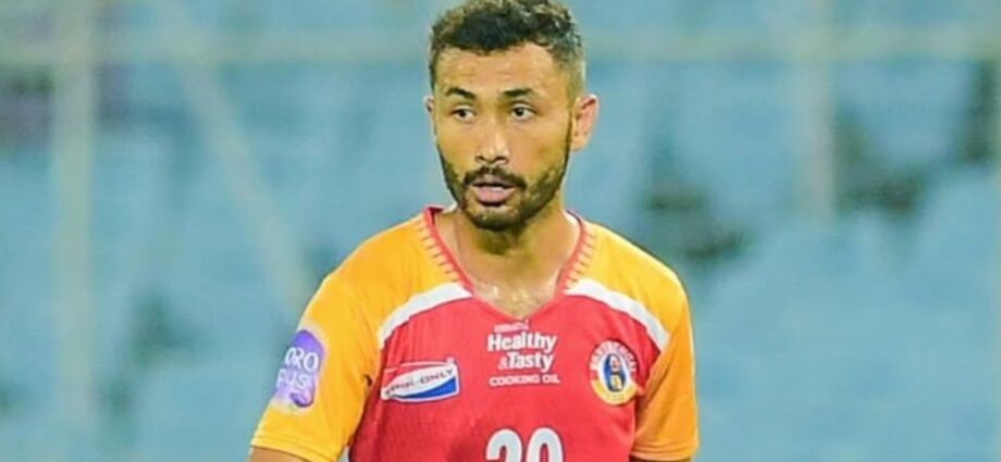 বড় ধাক্কা লাল-হলুদ শিবিরে: চোটের কবলে মরসুম থেকে ছিটকে গেলেন নাওরেম মহেশ সিংহ