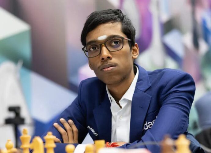 নজির প্রজ্ঞানন্দের, এক সপ্তাহে দু’বার কার্লসেনকে হারালেন ২০ বছরের ভারতীয় গ্র্যান্ডমাস্টার