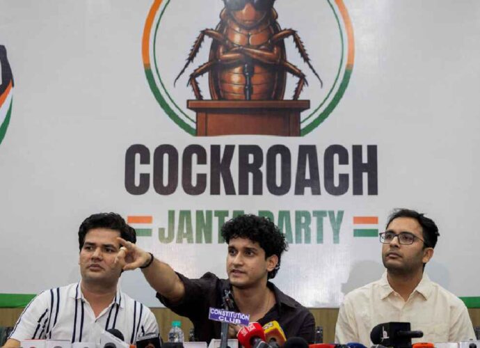 নিট প্রশ্নফাঁস বিতর্ক: কেন্দ্রীয় শিক্ষামন্ত্রীর পদত্যাগের দাবিতে আজ যন্তরমন্তরে প্রতিবাদের ডাক সিজেপি-র, আমেরিকা থেকে ফিরছেন প্রতিষ্ঠাতা অভিজিৎ