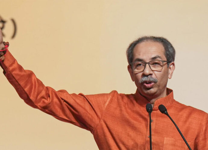 “যোগ্য মনে না করলে সরে দাঁড়াতে প্রস্তুত”, শিবসেনার প্রতিষ্ঠা দিবসে আবেগঘন উদ্ধব, নিশানা ৬ বিদ্রোহী সাংসদকে