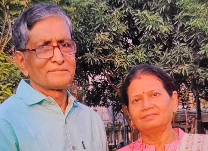 নেপালে অল্পের জন্য প্রাণে রক্ষা পেলেন বসিরহাটের পোদ্দার দম্পতি, রবিবার ফিরছেন হাওড়ায়