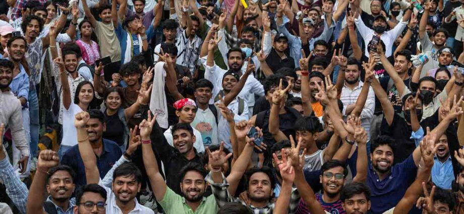 নিট আন্দোলন: পড়ুয়াদের বিরুদ্ধে এফআইআর বাতিলের নির্দেশ সুপ্রিম কোর্টের, বাতিল সিজেপির ৫ সেপ্টেম্বরের কর্মসূচি