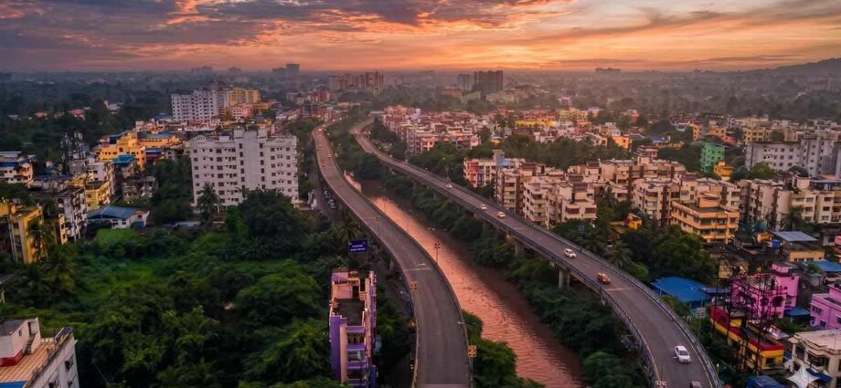 সাদার্ন বাইপাসের ভোলবদল ও আধুনিক নগরায়ণ: দুই দশকের পথচলায় অগ্রণী ভূমিকায় ‘সৃজন রিয়্যালটি’