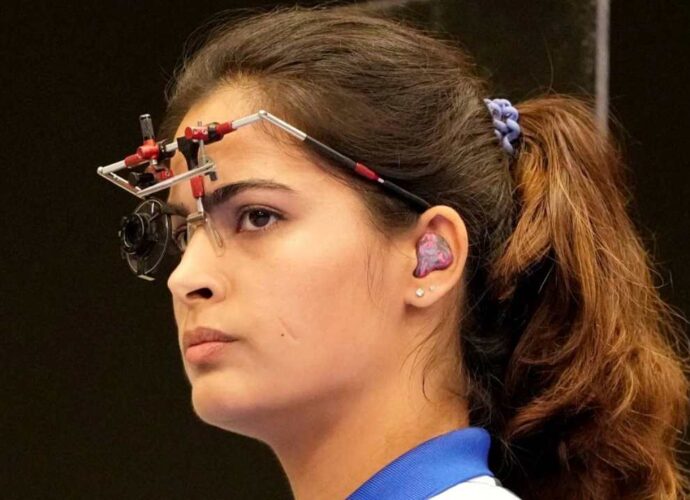 এশিয়ান গেমসে জাপানের নাগোয়ায় পরিকাঠামোগত সমস্যা, খেলায় মন দেওয়ার বার্তা দিলেন পতাকাবাহক মনু ভাকের