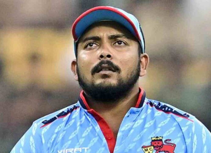 প্রতিশ্রুতির শিখর থেকে অন্ধকারে: ভারতীয় ক্রিকেট থেকে ক্রমশ হারিয়ে যাচ্ছেন পৃথ্বীশ