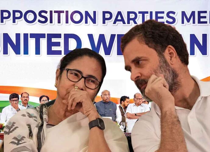 নির্বাচন কমিশনের সিদ্ধান্ত ও জ্ঞানেশ কুমারকে ঘিরে তীব্র বিতর্ক: বিরোধী শিবিরের আইনি ও রাজনৈতিক চ্যালেঞ্জ