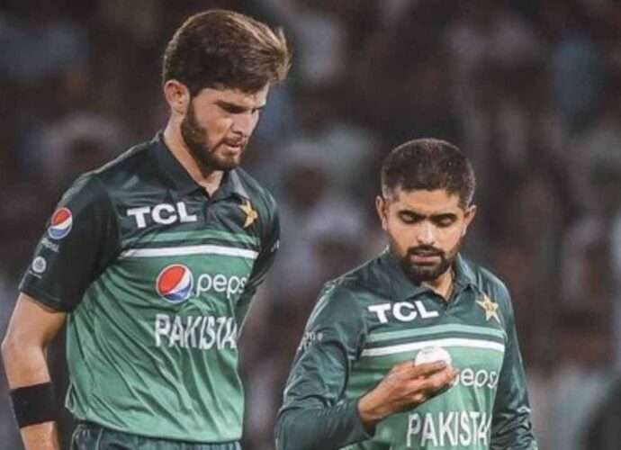 স্তন ক্যানসার নিয়ে সচেতনতা বাড়াতে গোলাপি জার্সিতে পাকিস্তান, ইংল্যান্ডের বিরুদ্ধে বিশেষ উদ্যোগ পিসিবির স্তন ক্যানসার নিয়ে সচেতনতা বাড়াতে গোলাপি জার্সিতে পাকিস্তান, ইংল্যান্ডের বিরুদ্ধে বিশেষ উদ্যোগ পিসিবির