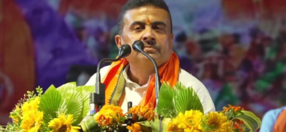 নন্দীগ্রামের ভোটার হিসেবেই থাকছেন মুখ্যমন্ত্রী শুভেন্দু অধিকারী; বিজেপির উপনির্বাচনী সভায় সংখ্যালঘুদের দিকে ‘বন্ধুত্বের হাত’