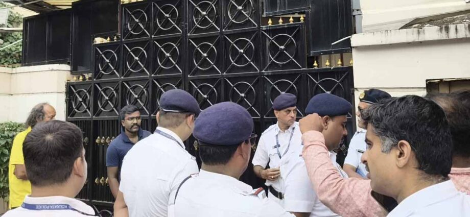 কলকাতা পুরভোটে প্রার্থী খুঁজতে ‘ড্রপ বক্স’ বিজেপির, ২০৯টি ওয়ার্ডেই একক লড়াইয়ের ঘোষণা সুকান্তর