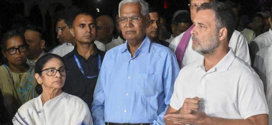 এখানে প্রদত্ত তথ্যের ভিত্তিতে রচিত পেশাদার সংবাদ প্রতিবেদনটি নিচে দেওয়া হলো: