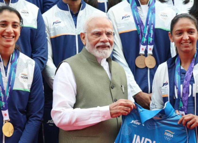 এশিয়ান গেমসে পদকজয়ীদের সংবর্ধনা মোদীর, ২০৩৬ অলিম্পিক্স আয়োজন করতে মরিয়া ভারত