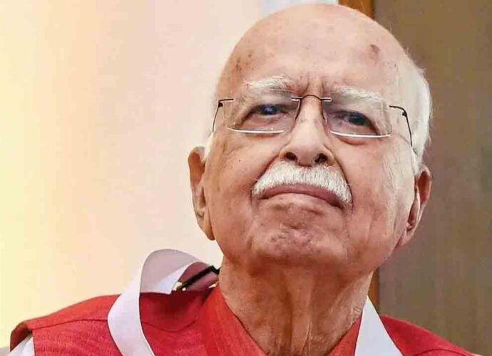 বুকে সংক্রমণ নিয়ে নয়াদিল্লির হাসপাতালে ভর্তি প্রবীণ বিজেপি নেতা লালকৃষ্ণ আডবাণী