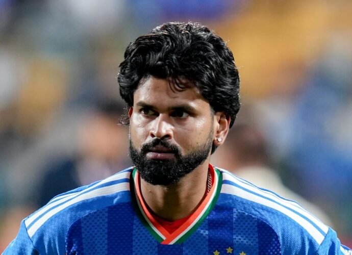 গম্ভীরের সতর্কবার্তাও কাজে এল না, চতুর্থ টি-টোয়েন্টিতে নিউজ়িল্যান্ডের কাছে ৮৭ রানে হার ভারতের