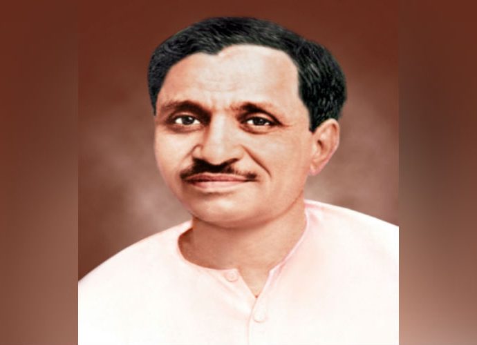 দীনদয়াল উপাধ্যায় : একাত্ম মানবতায় নিবেদিত এক মহাজীবন