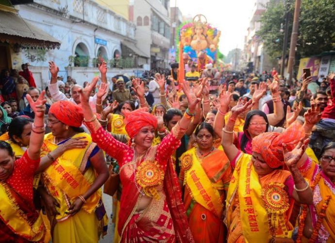 এক বিদেশিনীর ভারতাত্মার সন্ধান