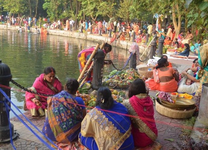 পশ্চিমবঙ্গে আজ জাতিদাঙ্গার পরিস্থিতি