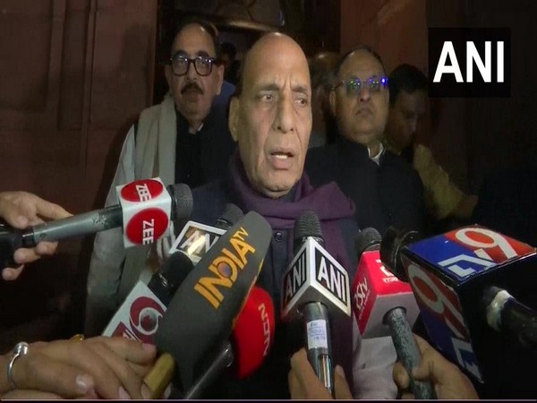 জাতীয় স্বার্থেই নাগরিকত্ব সংশোধনী বিধি, বললেন কেন্দ্রীয় প্রতিরক্ষামন্ত্রী রাজনাথ সিংহ