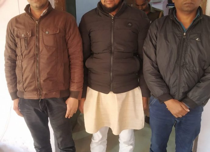 হিংসায় ইন্ধন দেবার অভিযোগে লখনৌতে পপুলার ফ্রন্ট অব ইন্ডিয়ার তিন সদস্য গ্রেপ্তার