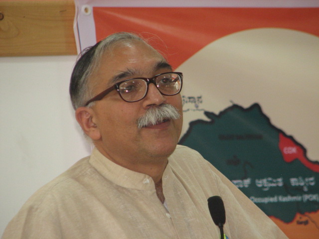 “Transformation of Bharat in the Context of Current Scenario” – a speech by Shri Arun Kumar of Jammu & Kashmir Studies Centre
