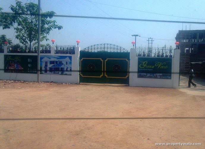 বারুইপুরে স্কুলের মাঠ দখল করে রাস্তা তৈরির অভিযােগ