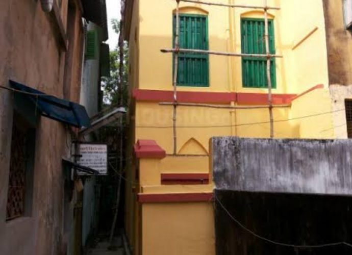 আজ দক্ষিণ কলকাতার সেই কৌলিন্য  বৃদ্ধাশ্রমে পরিণতি পায় l কেন?