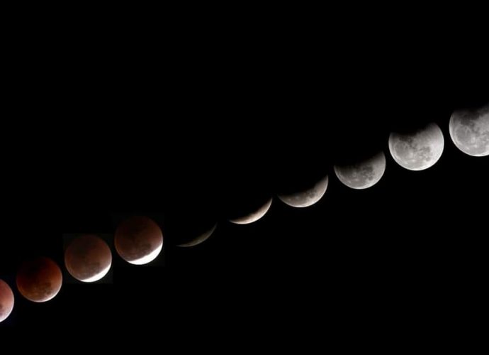 তোষণ করতে গিয়েই কী লকডাউন করতে দেরি করে ফেলল সরকার ?!