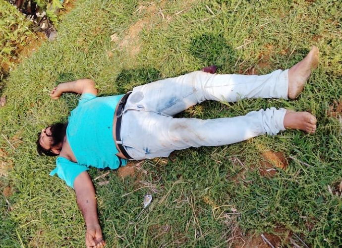 নলহাটিতে বাঁশ দিয়ে পিটিয়ে খুন বিজেপির সক্রীয় কর্মীকে