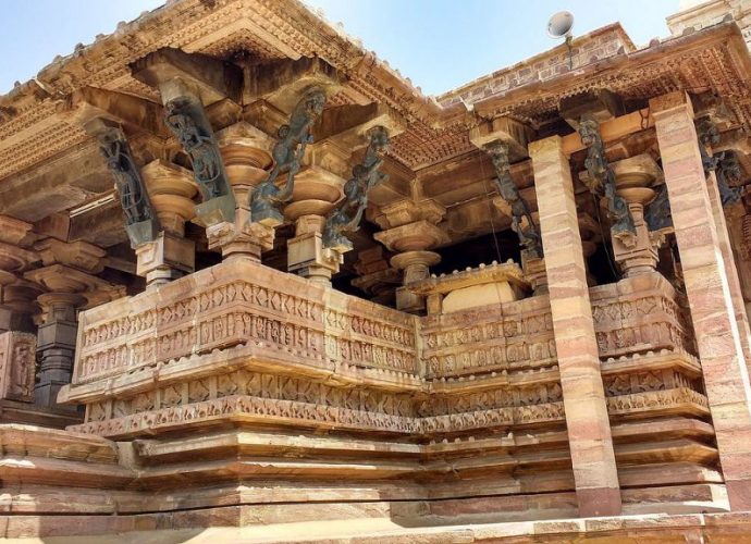 সম্প্রতি ইউনেস্কো অর্থাৎ জাতিসংঘের শিক্ষা, বৈজ্ঞানিক ও সাংস্কৃতিক সংস্থা (ইউনেস্কো) তেলেঙ্গানার রামাপ্পা মন্দিরকে 2021 সালের 25 জুলাই বিশ্ব ঐতিহ্য হিসেবে ঘোষণা করেছে