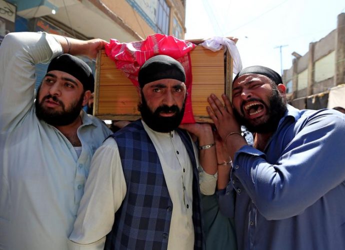 তালিবানের অত্যাচারের ইতিবৃত্ত: পাকিস্তান ও জেহাদি মিলিশিয়াদের দিকে তাকিয়ে থাকা খালিস্তানপন্থীদের মধ্যে ত্রাহি রবের মাঝে প্রশ্ন খালিস্তানের মরীচিকায় বিভোর বিচ্ছিন্নতাবাদী শিখদের ভবিষ্যৎ কি? বলির পাঁঠা হলো কিন্তু বেচারা নিরীহ শিখরা, CAA বিরোধীরাই বা এবার কি বলবেন