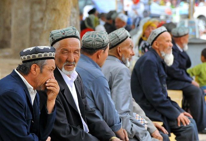 আপাত দৃষ্টিতে মুসলিম দেশগুলোর সাথে চীনের সম্পর্ক মধুর মনে হলেও বাস্তবেও কি তাই?