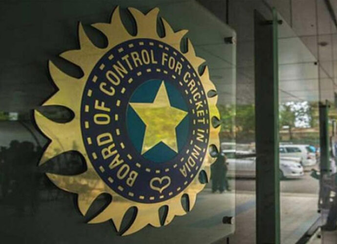 ২ ক্রিকেটার: ধর্মশালায় টেস্ট খেললেই বোর্ডের চুক্তিতে চলে আসবেন, কোন নিয়মে ঢুকবেন তাঁরা?