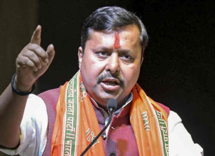 বাংলার ভোট প্রস্তুতিতে তৎপরতা: দিল্লিতে সাংসদ ও পর্যবেক্ষকদের নিয়ে বৈঠকে বসছেন নিতিন নবীন