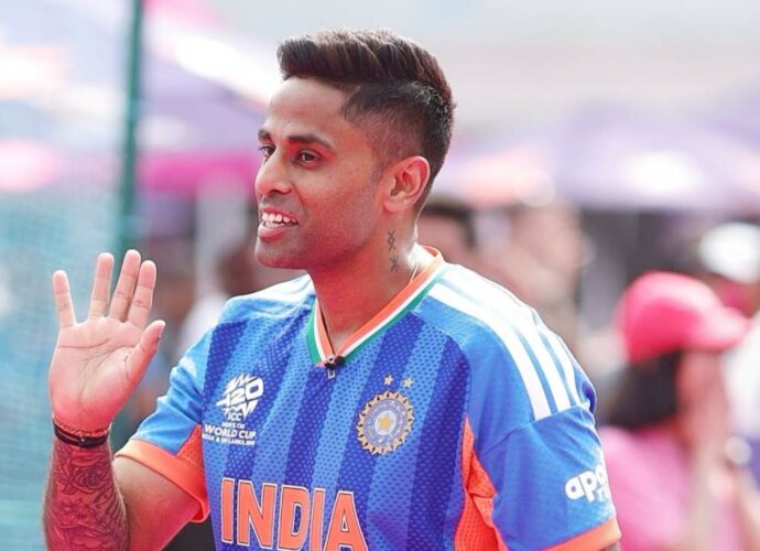 জিম্বাবোয়েকে হারিয়ে সেমিফাইনালের দৌড়ে ভারত, শেষ চারে জায়গা পাকা করল দক্ষিণ আফ্রিকা