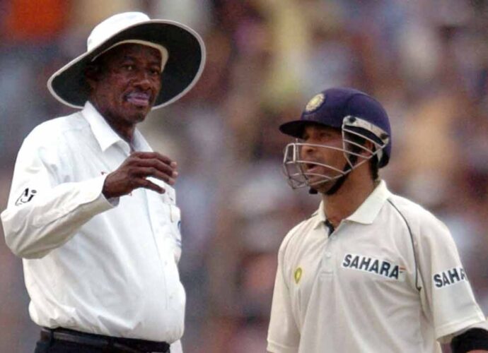 ২২ বছর পর ভুল স্বীকার স্টিভ বাকনারের: গাব্বায় সচিনকে দেওয়া সেই ‘বিতর্কিত’ আউটের জন্য চাইলেন ক্ষমা