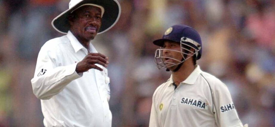 ২২ বছর পর ভুল স্বীকার স্টিভ বাকনারের: গাব্বায় সচিনকে দেওয়া সেই ‘বিতর্কিত’ আউটের জন্য চাইলেন ক্ষমা