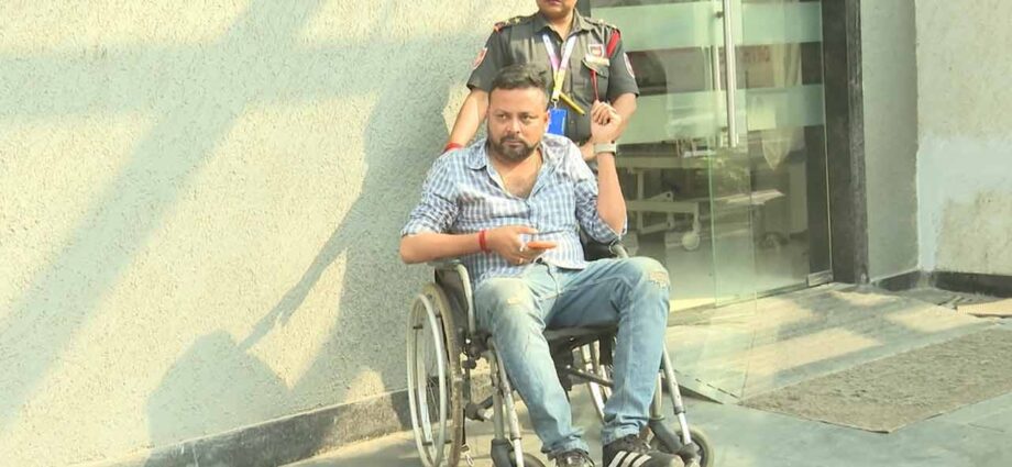 হাওড়ায় সংবাদমাধ্যমের ওপর হামলা: খবর সংগ্রহে গিয়ে রক্তাক্ত এবিপি আনন্দের সাংবাদিক, ভেঙেছে নাকের হাড়