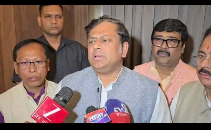 নজিরবিহীন নজির সুপ্রিম কোর্টে: এসআইআর মামলায় সওয়াল করলেন মুখ্যমন্ত্রী মমতা বন্দ্যোপাধ্যায়