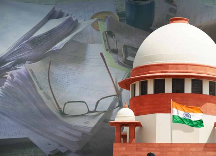 ভোটার তালিকা সংশোধনে কমিশনের হস্তক্ষেপে নিষেধাজ্ঞা সুপ্রিম কোর্টের; তদারকিতে থাকছেন কলকাতা হাইকোর্টের প্রধান বিচারপতি