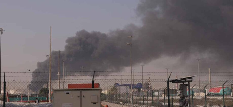 মধ্যপ্রাচ্যে যুদ্ধের মেঘ: দুবাই-আবু ধাবিতে বাতিল ক্রিকেট ও ফুটবল ম্যাচ, আটকে পড়া বেয়ারস্টোর আকুতি